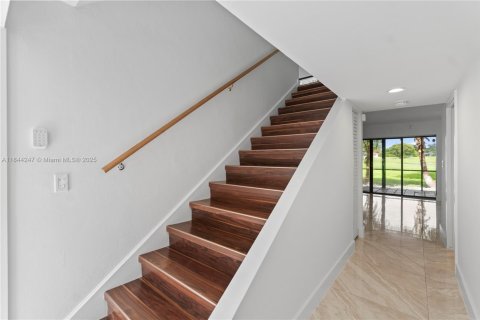 Touwnhouse à vendre à Hialeah, Floride: 4 chambres, 183.95 m2 № 1839492 - photo 27