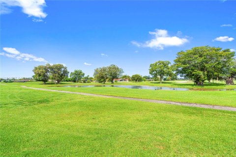 Touwnhouse à vendre à Hialeah, Floride: 4 chambres, 183.95 m2 № 1839492 - photo 23