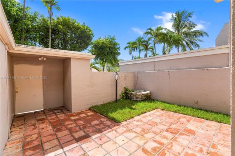 Touwnhouse à vendre à Hialeah, Floride: 4 chambres, 183.95 m2 № 1839492 - photo 18