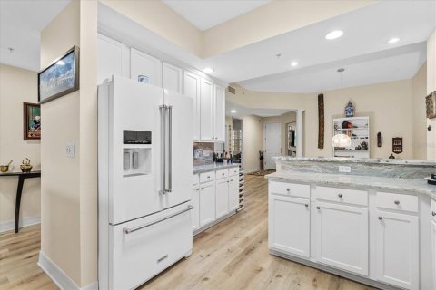 Condo in Osprey, Florida, 2 bedrooms  № 2142445 - photo 11