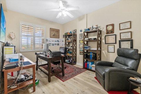 Condo in Osprey, Florida, 2 bedrooms  № 2142445 - photo 25
