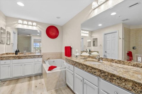 Condo in Osprey, Florida, 2 bedrooms  № 2142445 - photo 19