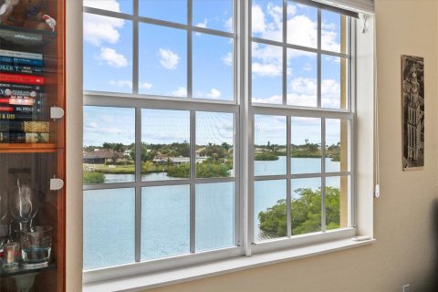 Condo in Osprey, Florida, 2 bedrooms  № 2142445 - photo 16