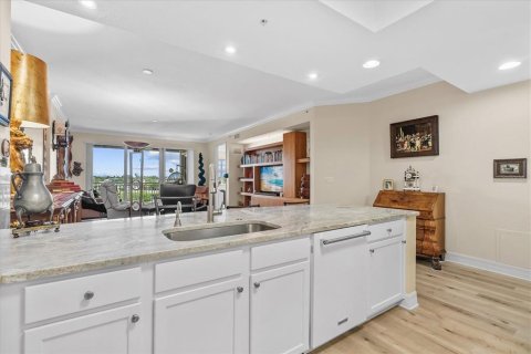 Condo in Osprey, Florida, 2 bedrooms  № 2142445 - photo 8