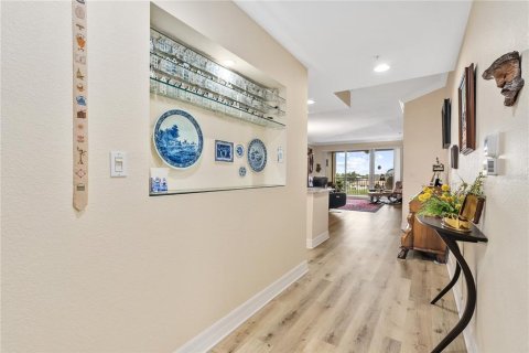 Condo in Osprey, Florida, 2 bedrooms  № 2142445 - photo 2