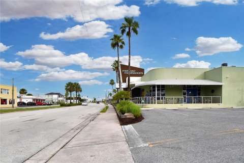 Commercial property in Saint Augustine, Florida 536.05 sq.m. № 1844321 - photo 10