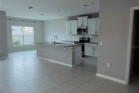 Adosado en venta en Kissimmee, Florida, 3 dormitorios, 187.57 m2 № 2267195 - foto 20