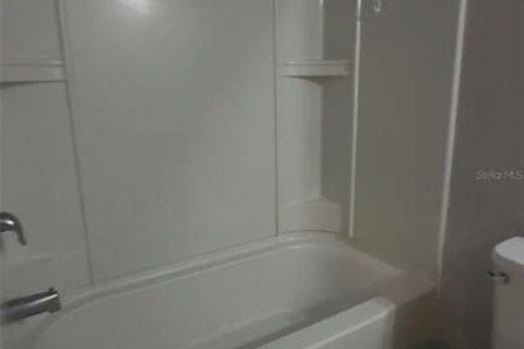 Adosado en venta en Kissimmee, Florida, 3 dormitorios, 187.57 m2 № 2267195 - foto 29