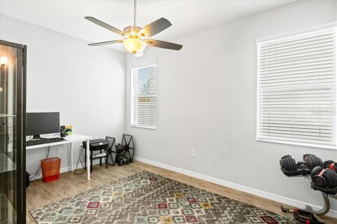 House in Sanford, Florida 5 bedrooms, 252.51 sq.m. № 2231260 - photo 15