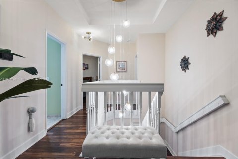 Townhouse in Miami, Florida 4 bedrooms, 214.33 sq.m. № 1830401 - photo 26