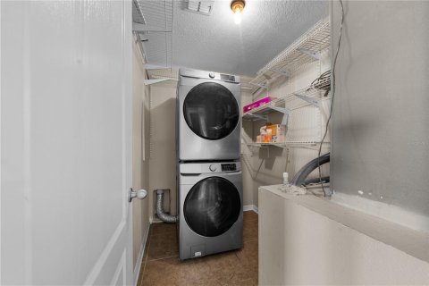 Купить виллу или дом в Алачуа, Флорида 14 комнат, 260.5м2, № 2104520 - фото 25