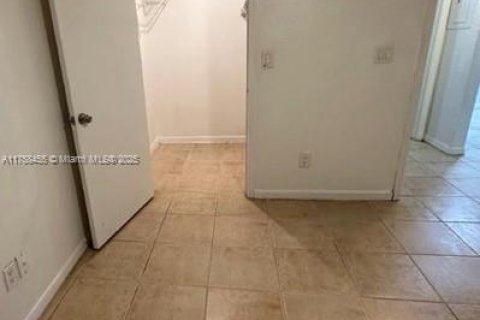 Copropriété à vendre à Sunrise, Floride: 1 chambre, 69.03 m2 № 1504451 - photo 6
