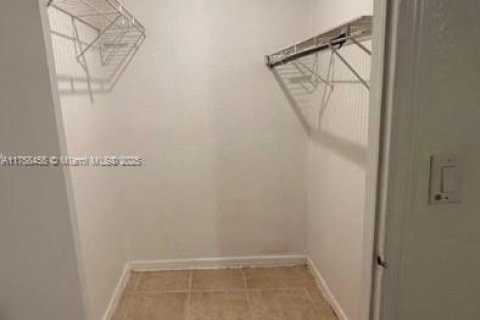 Copropriété à vendre à Sunrise, Floride: 1 chambre, 69.03 m2 № 1504451 - photo 7