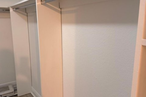 Condo in Miami, Florida, 1 bedroom  № 2178284 - photo 12