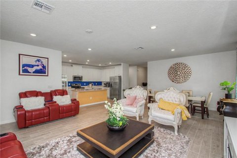 House in LIBERTY VILLAGE in Ocala, Florida 4 bedrooms, 189.43 sq.m. № 2345177 - photo 12