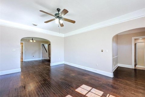 Casa en venta en Orlando, Florida, 3 dormitorios, 196.86 m2 № 1919053 - foto 13