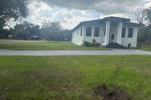 Villa ou maison à vendre à Clewiston, Floride: 3 chambres, 166.11 m2 № 2293676 - photo 7