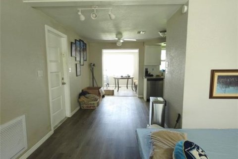 House in Holiday, Florida 2 bedrooms, 90.12 sq.m. № 1843558 - photo 10
