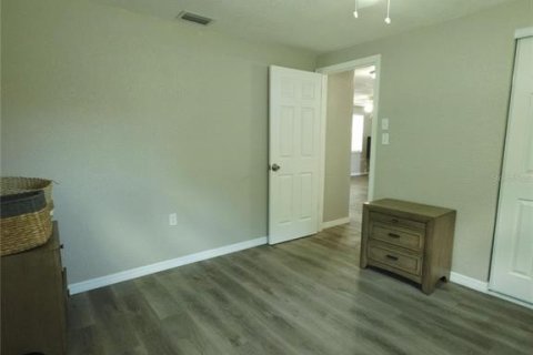 House in Holiday, Florida 2 bedrooms, 90.12 sq.m. № 1843558 - photo 9