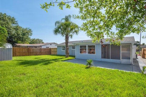 House in Holiday, Florida 2 bedrooms, 90.12 sq.m. № 1843558 - photo 2