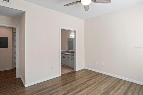 Condo in Tampa, Florida, 1 bedroom  № 1757067 - photo 18