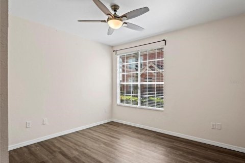 Condo in Tampa, Florida, 1 bedroom  № 1757067 - photo 17
