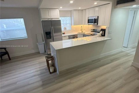 Condo à Delray Beach, Floride, 2 chambres  № 2039299