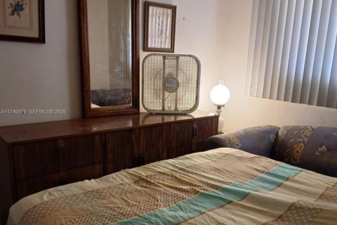 Condominio en venta en Miami, Florida, 2 dormitorios, 82.03 m2 № 2077313 - foto 9