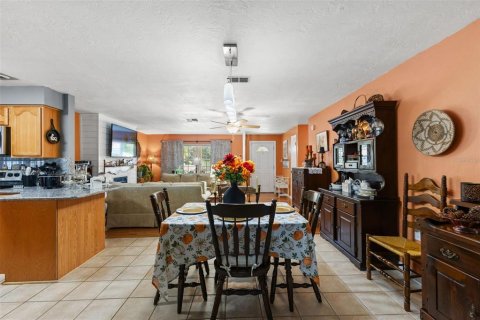 House in Beverly Hills, Florida 3 bedrooms, 183.76 sq.m. № 2394061 - photo 18