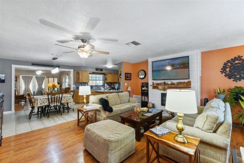 House in Beverly Hills, Florida 3 bedrooms, 183.76 sq.m. № 2394061 - photo 7