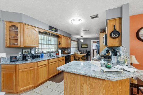 House in Beverly Hills, Florida 3 bedrooms, 183.76 sq.m. № 2394061 - photo 22