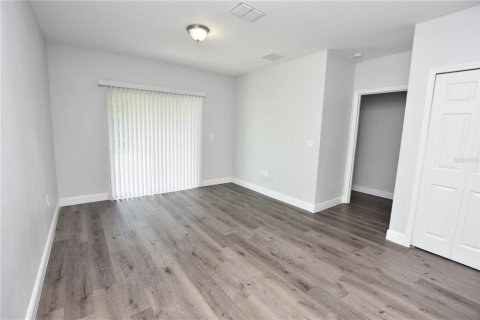 Villa ou maison à louer à Poinciana, Floride: 3 chambres, 115.2 m2 № 1778461 - photo 7