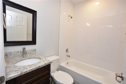 Villa ou maison à louer à Poinciana, Floride: 3 chambres, 115.2 m2 № 1778461 - photo 17