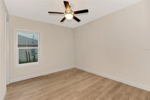 Villa ou maison à vendre à North Port, Floride: 3 chambres, 156.08 m2 № 1555368 - photo 27