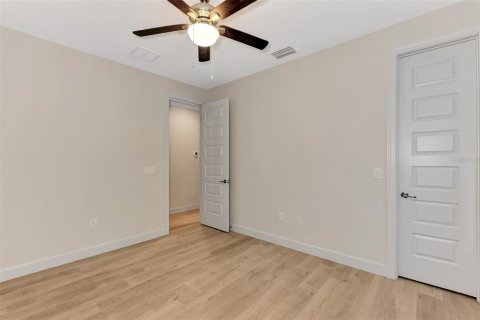 Villa ou maison à vendre à North Port, Floride: 3 chambres, 156.08 m2 № 1555368 - photo 28