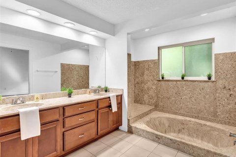 Villa ou maison à vendre à Miami, Floride: 3 chambres, 164.62 m2 № 2415117 - photo 22