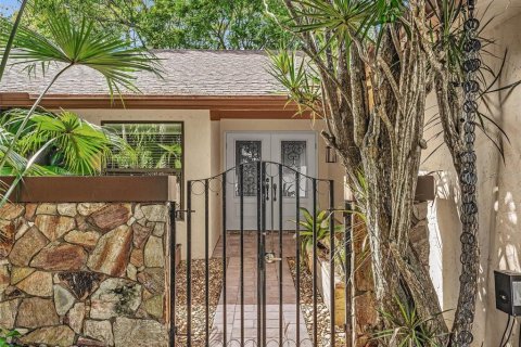 Villa ou maison à vendre à Miami, Floride: 3 chambres, 164.62 m2 № 2415117 - photo 4