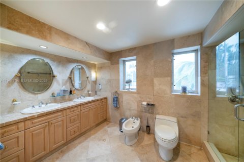 Casa en venta en Miami Beach, Florida, 6 dormitorios, 411.74 m2 № 2001919 - foto 19