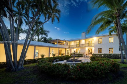 Casa en venta en Miami Beach, Florida, 6 dormitorios, 411.74 m2 № 2001919 - foto 11
