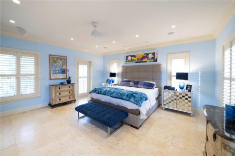 Casa en venta en Miami Beach, Florida, 6 dormitorios, 411.74 m2 № 2001919 - foto 21