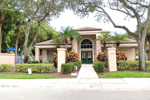 House in Plantation, Florida 3 bedrooms, 149.39 sq.m. № 1892790 - photo 22