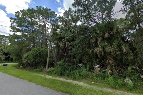 Terreno en venta en North Port, Florida № 2160191 - foto 9