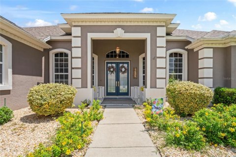 Casa en venta en Weeki Wachee, Florida, 3 dormitorios, 235.23 m2 № 1900156 - foto 4