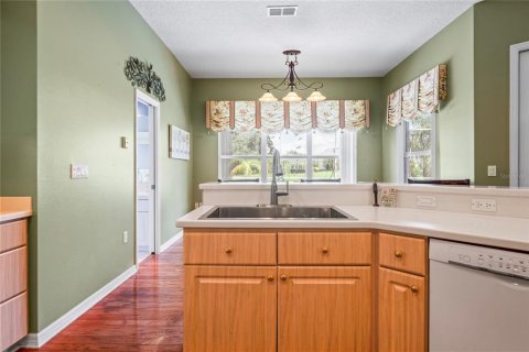 Casa en venta en Weeki Wachee, Florida, 3 dormitorios, 235.23 m2 № 1900156 - foto 11