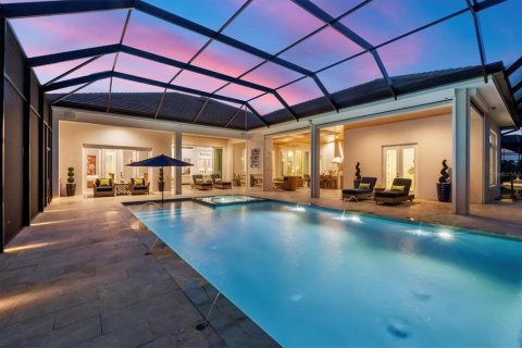 House in Lakewood Ranch, Florida 4 bedrooms, 331.66 sq.m. № 1900928 - photo 16