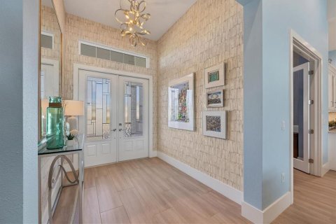 House in Lakewood Ranch, Florida 4 bedrooms, 331.66 sq.m. № 1900928 - photo 5
