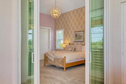 House in Lakewood Ranch, Florida 4 bedrooms, 331.66 sq.m. № 1900928 - photo 30