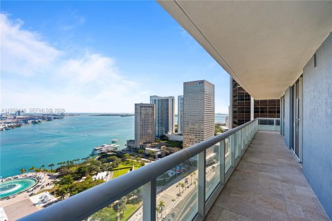 Condo in Miami, Florida, 3 bedrooms  № 2053017 - photo 7