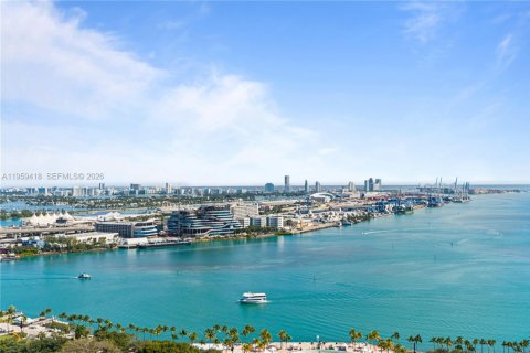 Condo in Miami, Florida, 3 bedrooms  № 2053017 - photo 4