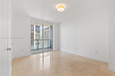 Condo in Miami, Florida, 3 bedrooms  № 2053017 - photo 29